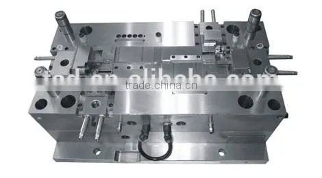 Plastic Injection Mould photo-3