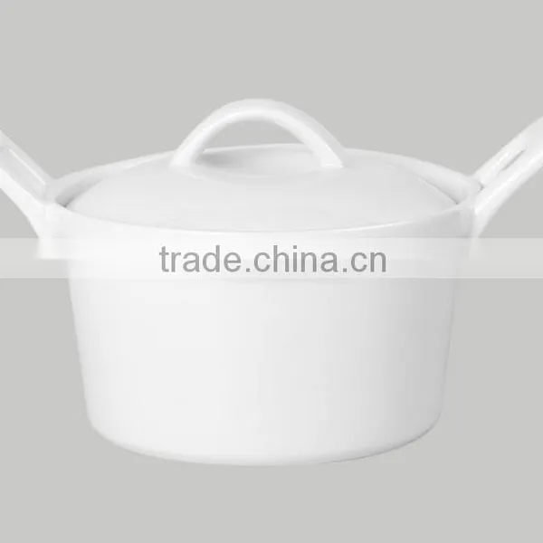 Dinnerware single white ceramic disposable soup container with handle