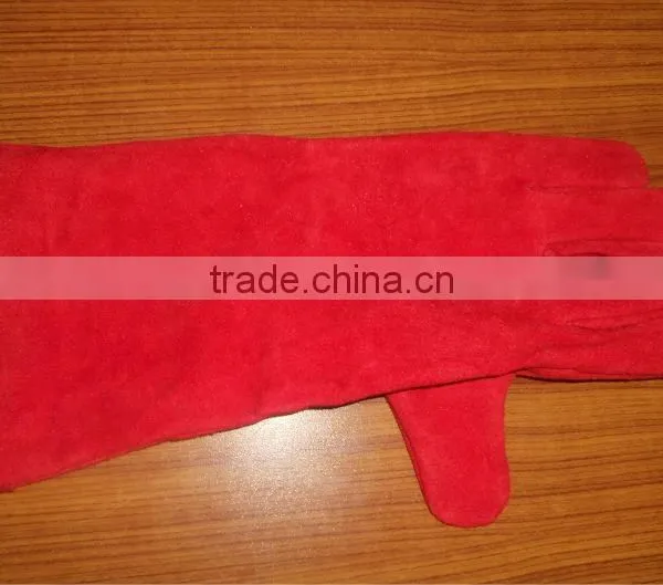 SIMPLE RED WELDING GLOVES
