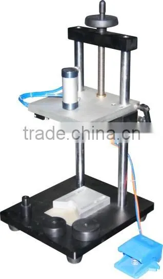 Semi-automatic Bottle Capping Machine photo-2