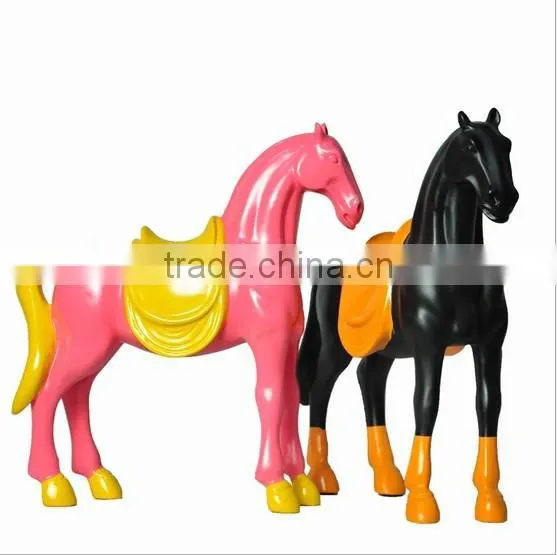 Pink and Black Modern Design Resin Small Horse Statue photo-4