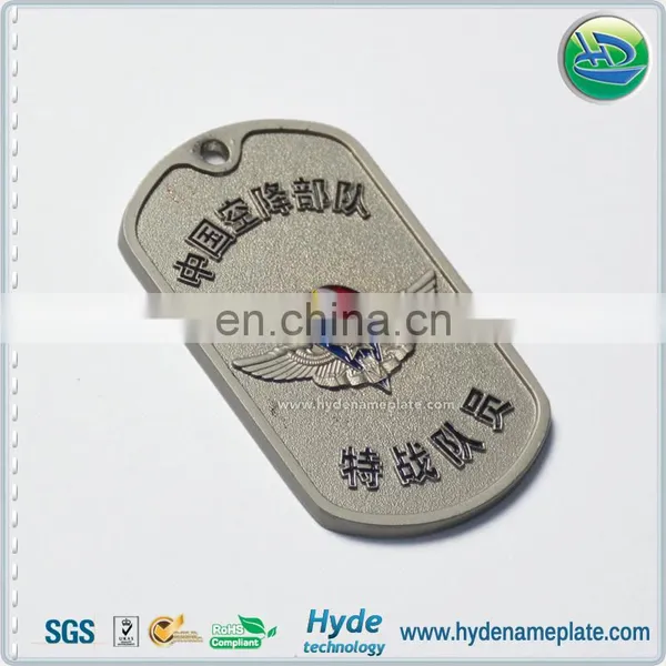 Fashion Style High Quality Zinc Alloy Gold Color Custom Metal Labels photo-4