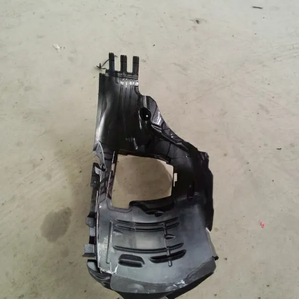 Mercedes-Benz W205 fender liner, protective sound insulation, PP material, original car mold, precise fit