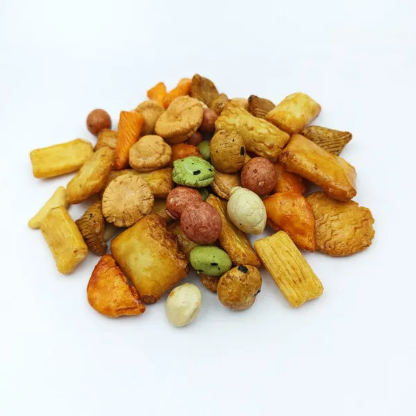 Factory Supply Assorted Baked Rice Cracker & Seasoned Peanut Mix, Multi Shape Savory Mixed Snack Blend, Custom Flavor photo-4