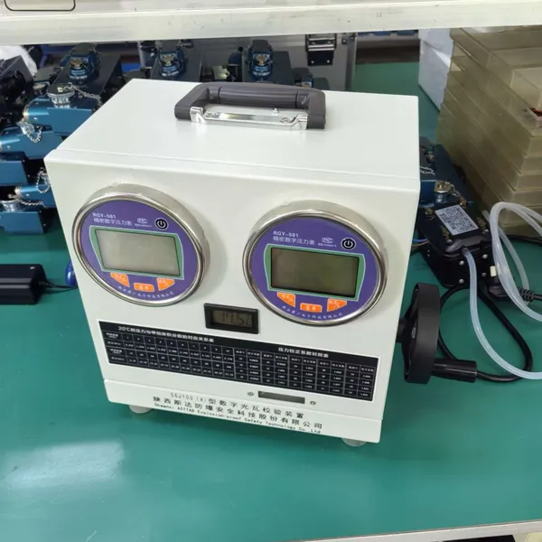 Dispositivo de calibración del detector de metano SGJ100(A) de alta precisión, Bomba de presión de pistón rotatorio, Instrumento de calibración