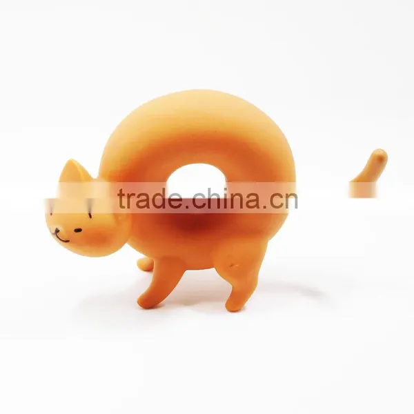 3D Cat Cartoon Figure Custom Vinyl Cartoon Figure Cat Toy Doughnut Cat Design photo-4