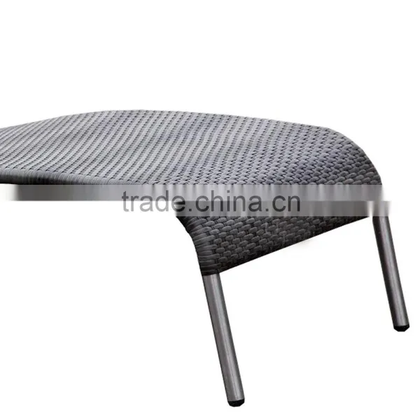 Upscale Casual Stainless Steel S Shaped Outdoor Classic Italian Chaise Lounge photo-5