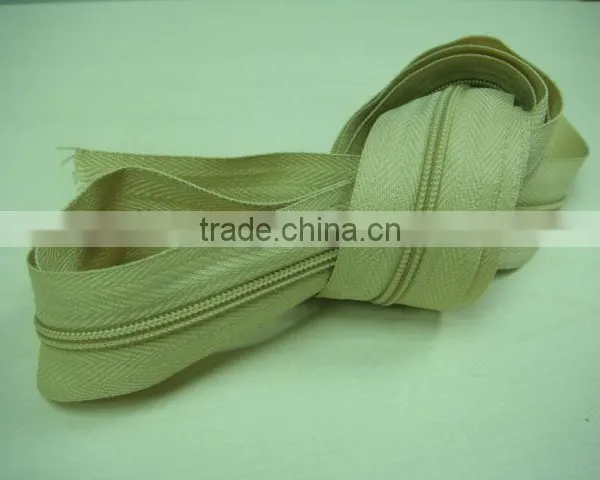 Best Quality Wholesale Colorful Nylon Zipper Cheap Price YKK photo-4