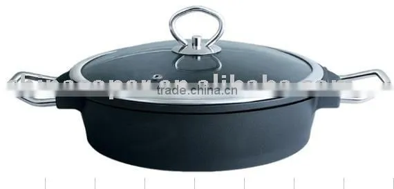 Die-casting non-stick aluminium serving pan with s/s handle