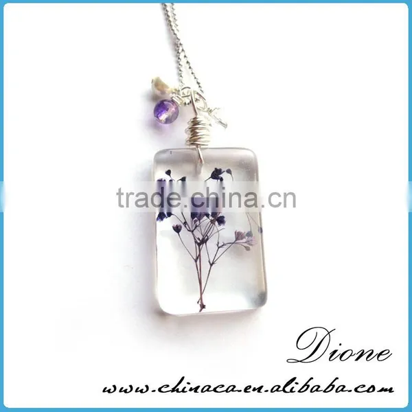 Unique Resin Crafts Real Pressed Flowers Necklace Pendant for Womens photo-3