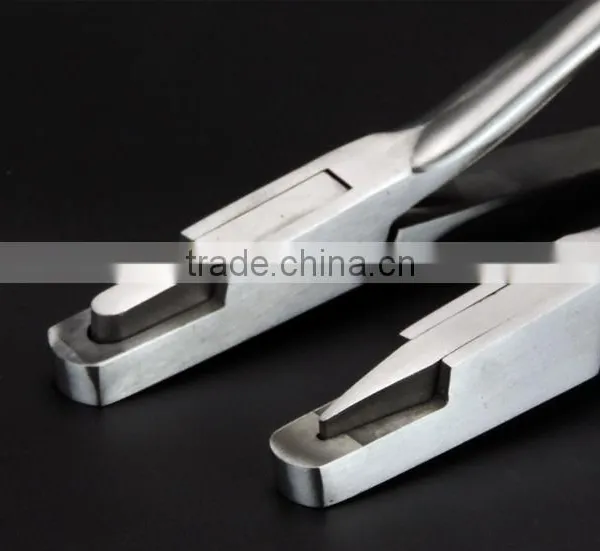 V-Cut Ear Notcher Veterinary Instrument Stainless Steel U /V Type Ear Forceps Epidemic Prevention Ear Clamp Pincers photo-4