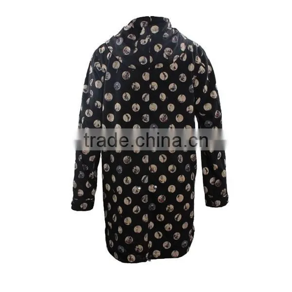China Manufacturer Stylish Blacked Insulated Black Denim Hooded Mens Jacket With Print photo-3