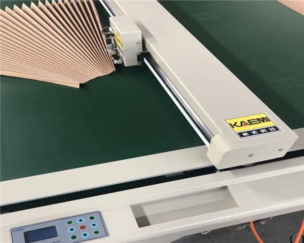 Cheap and Practical Pen Type Cutting Plotter Graph Contour Cutting Machine photo-2