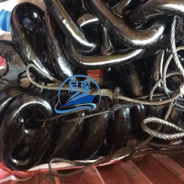 Black Painted Grade 2 Grade 3 Marine Kenter Shackle in Stock photo-3