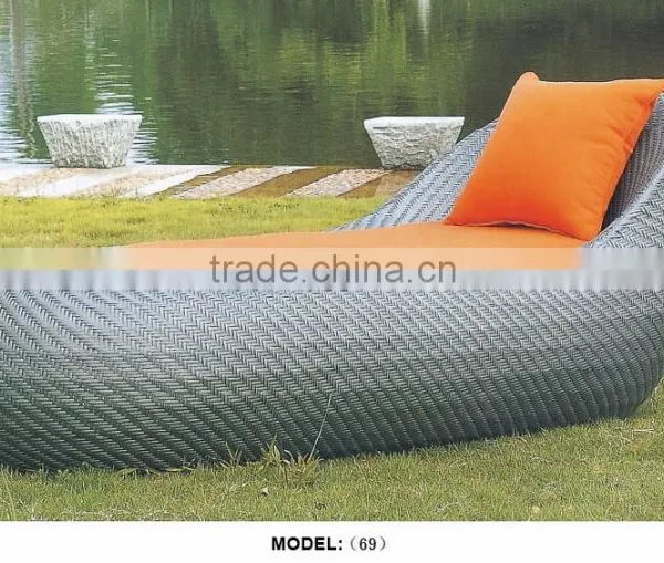 Modern PE Wicker Beach Sunbed photo-2