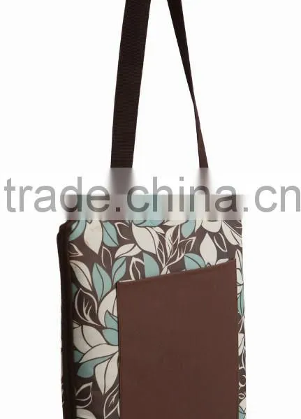 2015 Fashionable Carry Bag Design Waterproof Picnic Rug photo-2