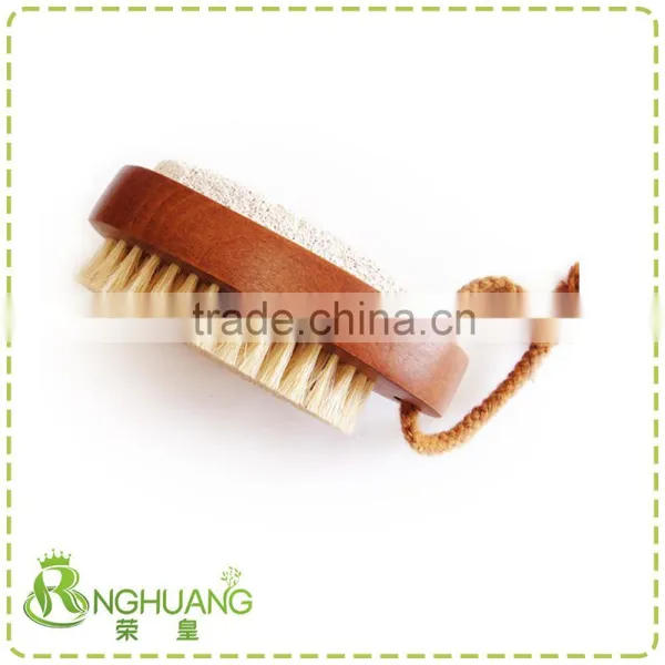 Nail brush