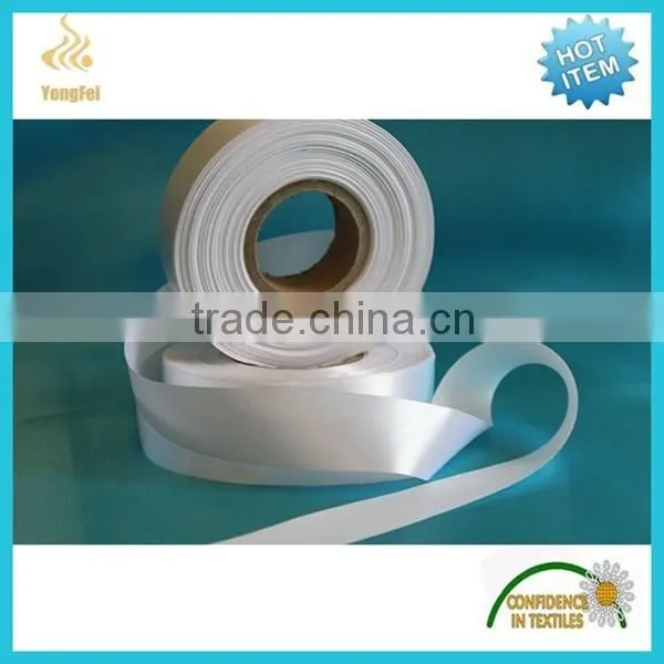 Huzhou Wholesale 100% Polyester Care Label Woven Edged Satin Ribbon photo-2