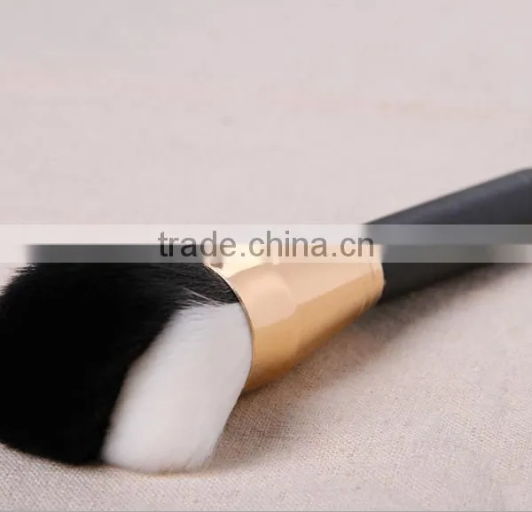 Miss Beauty Cosmetics Fashionable Makeup Brush Retractable Kabuki Brush photo-3