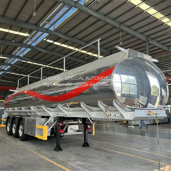 30 Cbm Oil Ttank Trailer Oil Tanker Trailer Fuel Tanker Trailer Stainless Steel Truck photo-3