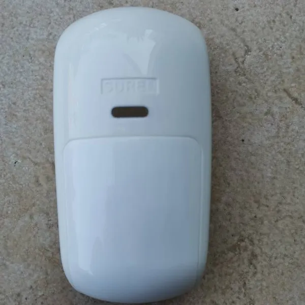 15m Wall-mounted Infrared Microwave Dual-technology Intrusion Detector Sx-815