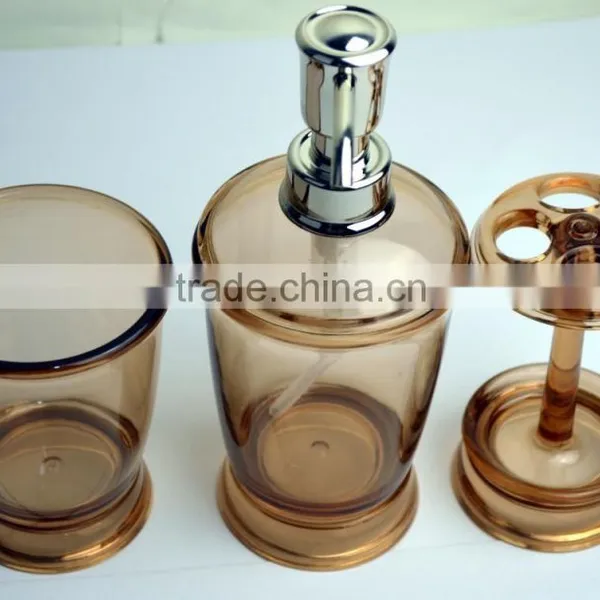 Fashionable Design Plastic Hotel Bathroom Accessories Set photo-4