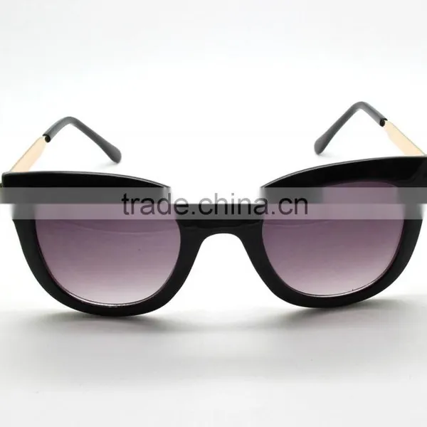 Unisex Transparent Frame Metal Leg Costomized Cheap Fashion Sunglasses photo-4
