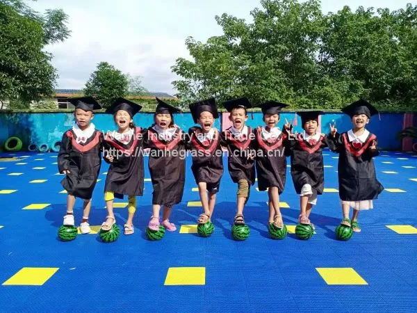 Outdoor Interlocking Plastic Floor Tiles for Sports Court photo-4