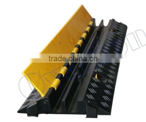 Cable Protector 2 Channel Black&Yellow Rubber Cable Cross Event Plastic Cable Channels photo-5