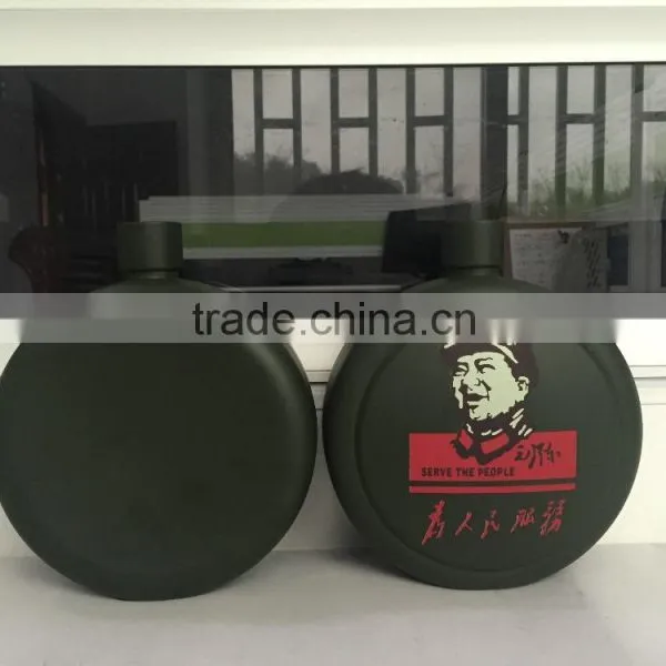 42oz Round Hip Flask With Print Logo and Spray Pain Coating Then in Leather Bag. photo-3