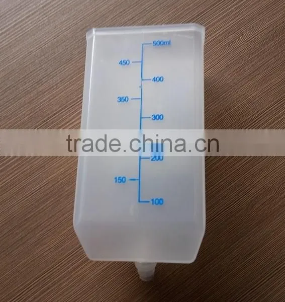 Pet Drinking Fountain 500ml Drinking Bottle Dog Feeding Bottle With Hook photo-5