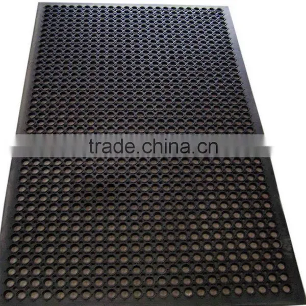 Manufacturer Colorful Rubber Flooring Mat With Holes photo-4