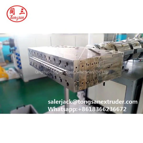 China Top5 WPC PVC Hollow Door Board Extrusion Line photo-3