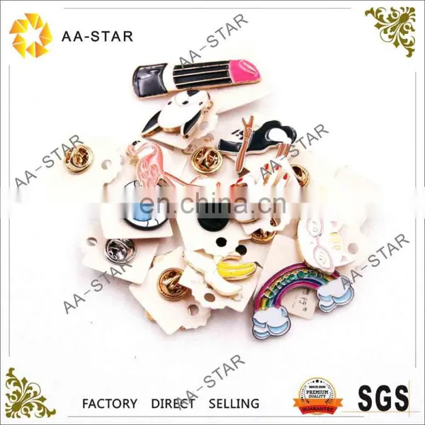 Lovely Cat Style Custom Enamel Pin With Glasses photo-3