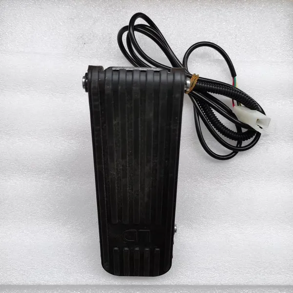 Accelerator Pedal for FLAND EL45 Electric Wheel Loader photo-2