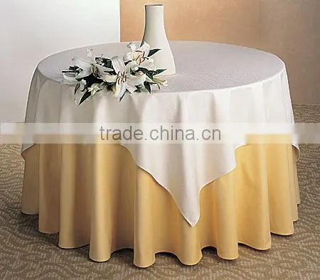 Factory Wholesale 100% Polyester Cream Color Round Underlay and White Color Square Overlay for Banquet
