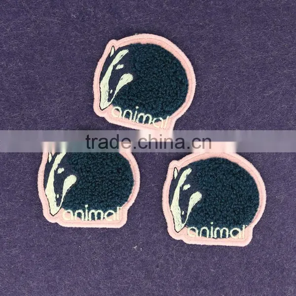 Iron-on Embroidered Patch,customized Self-adhesive Embroidery Patch photo-3