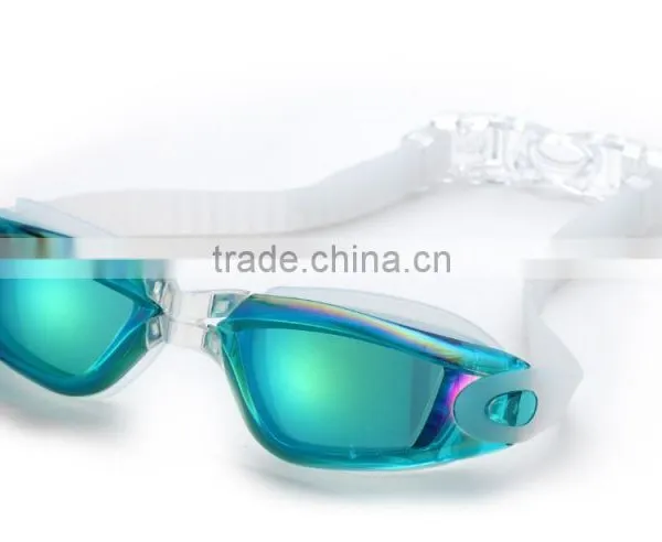 Yiwu Wholeasle New Design MC7000 Anti Fog Adult Swim Goggles