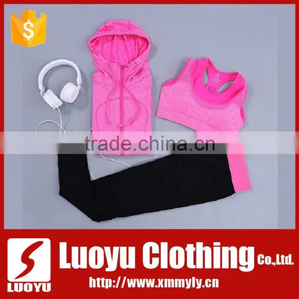 Bra and Yoga Pants Printed Sport Suit photo-3