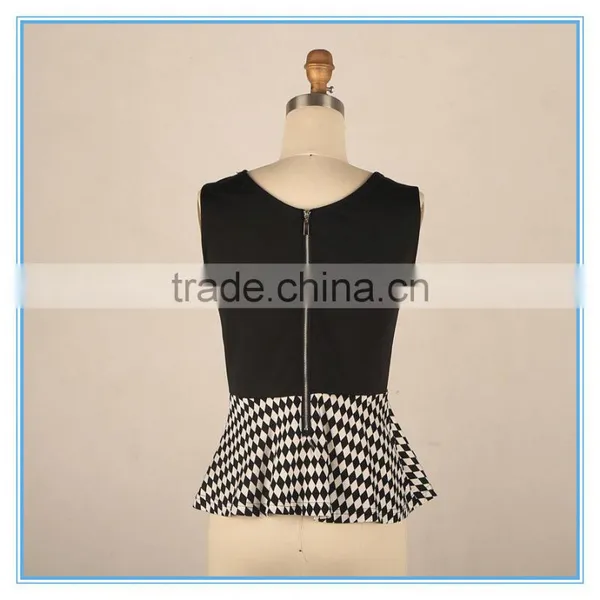 Elegant Ladies Modern Check Sleeveless Blouse Design With Jewel Neck Designs Flounce Hem photo-3