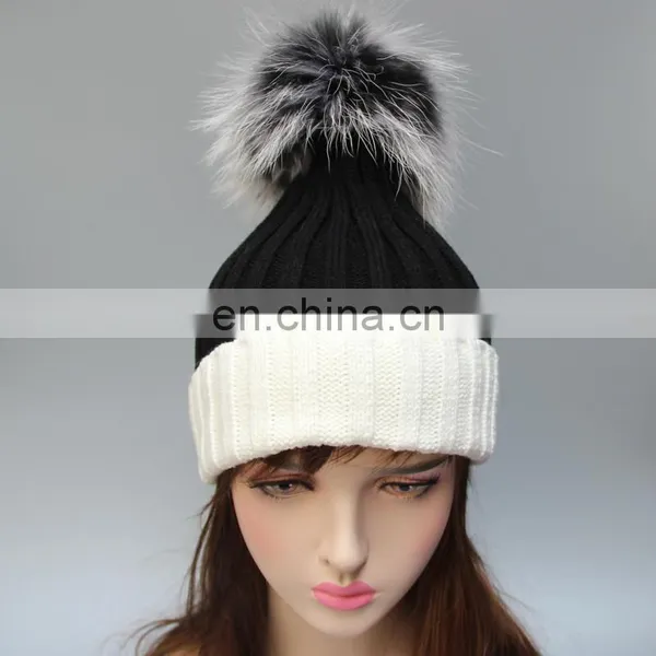 Women Raccoon Fur Poms Hat With Large Poms Wholesale China Knitting Fur Poms Hat photo-2