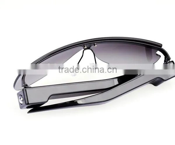 720P Wifi Action Camera Hidden Sunglasses Camera Can Support 4 Client Software Online the Same Time 3gp Camera Sunglasses photo-2