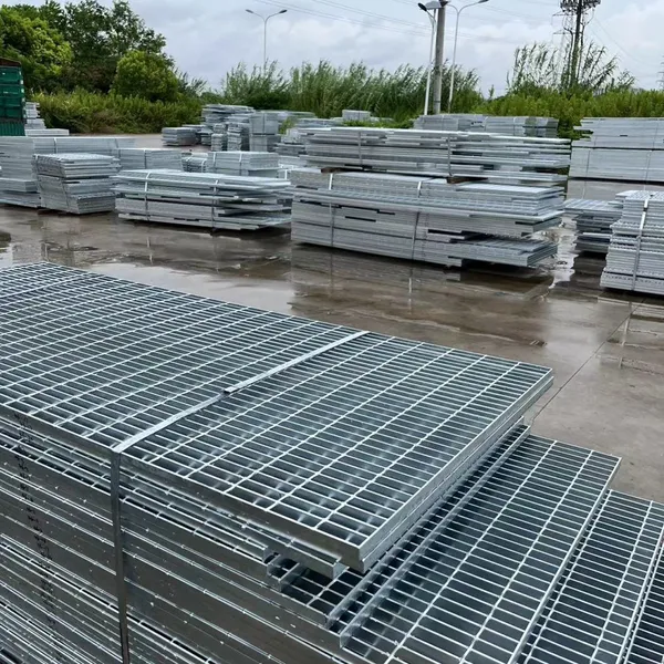 Hot Dip Galvanised Steel Grating Sheet photo-5