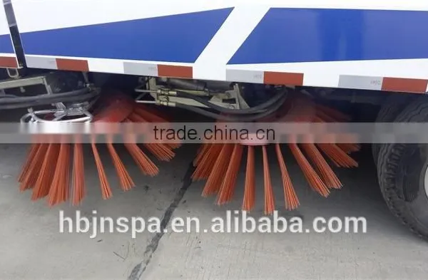 New Product China Dongfeng Road Sweeping Truck photo-3