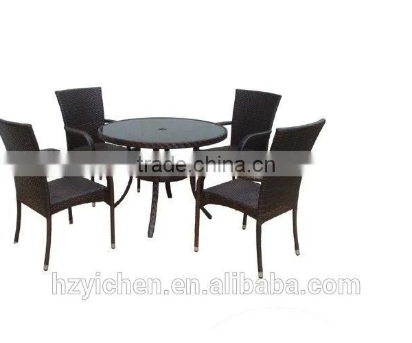 4 Seat Rattan Chair With Table