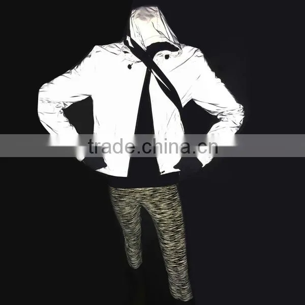Light Reflective Knit Fabric With Pattern photo-6