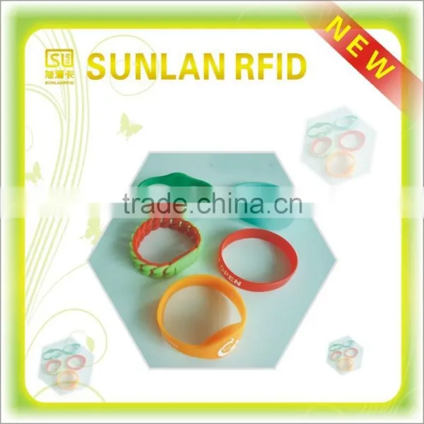 Silicone Wrist Band for Promotion Gift (Wholesale Price) photo-2