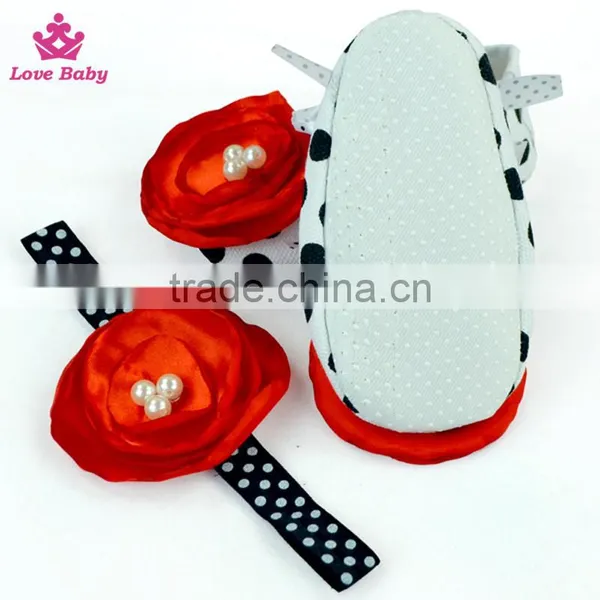 Wholesale Cute Baby Flower Pearl Shoes Newborn Antiskid Safety Baby Shoes Cheap Kids Shoes With Headband Sets LBB20151218-3 photo-4