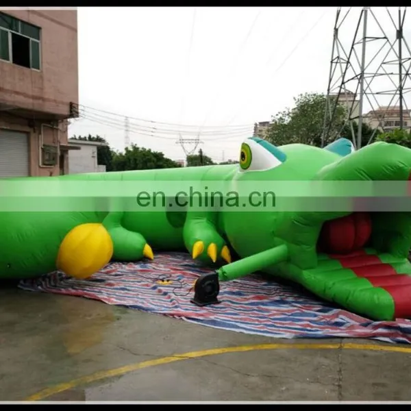 Green Pvc Tarpaulin Inflatable Channel Tunnel , Inflatable Crocodile Channel photo-5