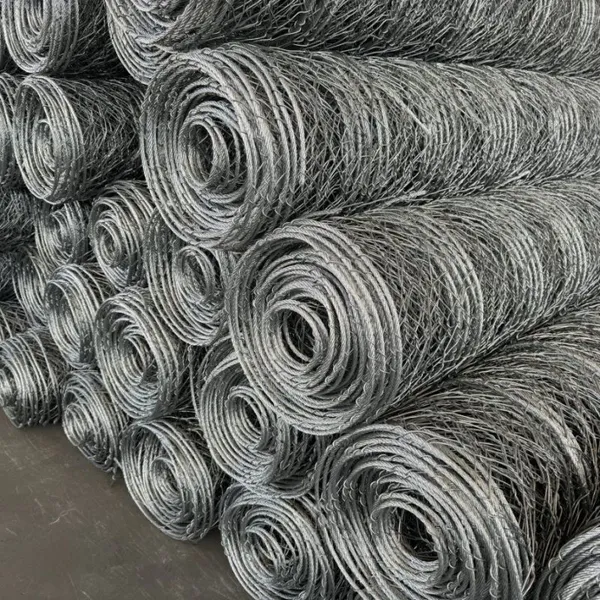 China Wholesale Galvanized Wire Mesh Gabion Netting Hexagonal Hole Gabion Basket for Erosion Control Plain Weave Woven Technique photo-2